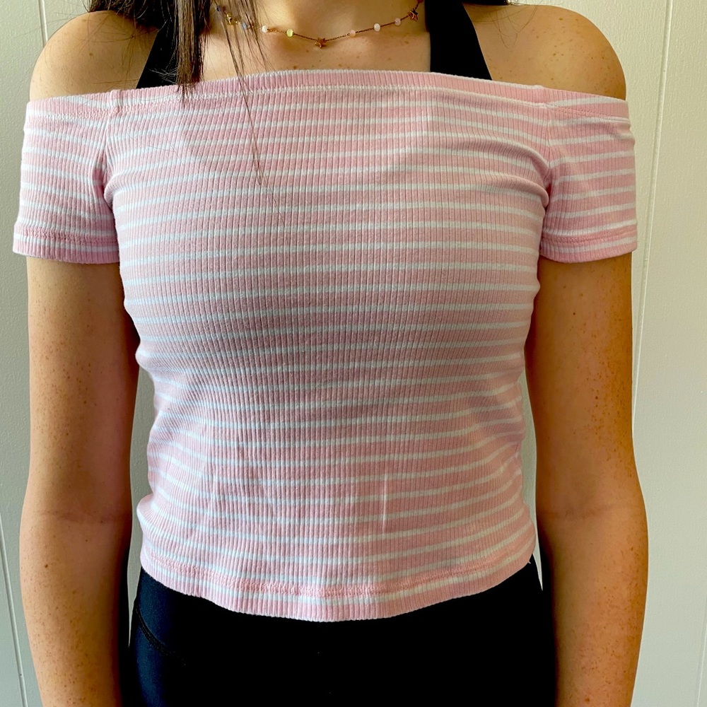 Forever 21 Off-Shoulder Crop Top